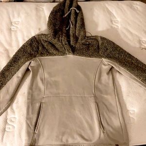 Brand: Livoutdoor, Life Integrity Earth